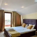 Daire Apartament Central *