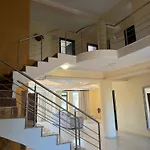 Daire Apartament Central